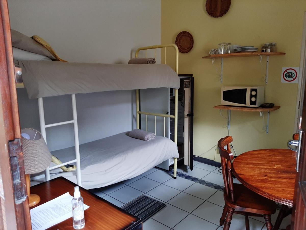 Elephant Walk Guesthouse And Back Packers Phalaborwa Exteriör bild